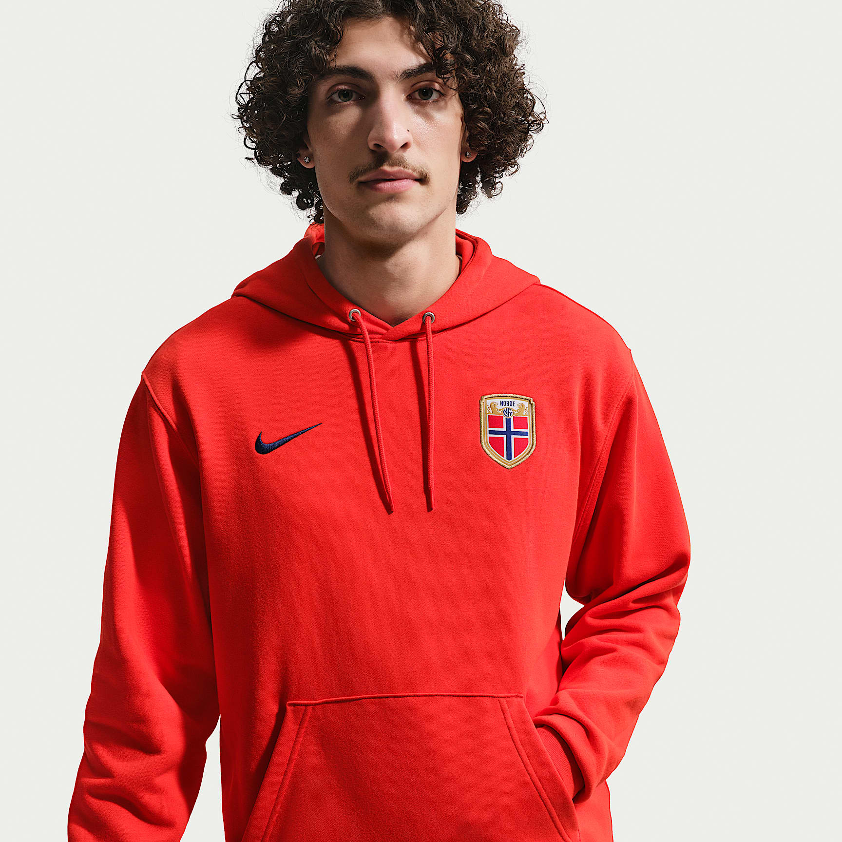 Norway Club Men's Nike Soccer French Terry Pullover Hoodie. Nike.com